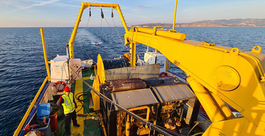 Akademisyenler İzmir körfezinde araştırma yaptı: Yeni faylar ortaya çıktı