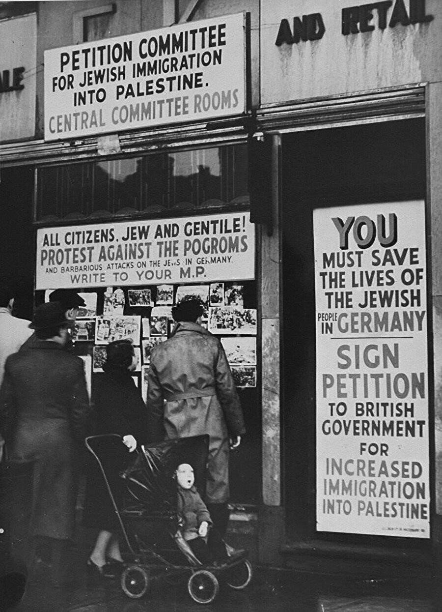 İngiliz Yahudilerinin Beyaz Belge protestosu.