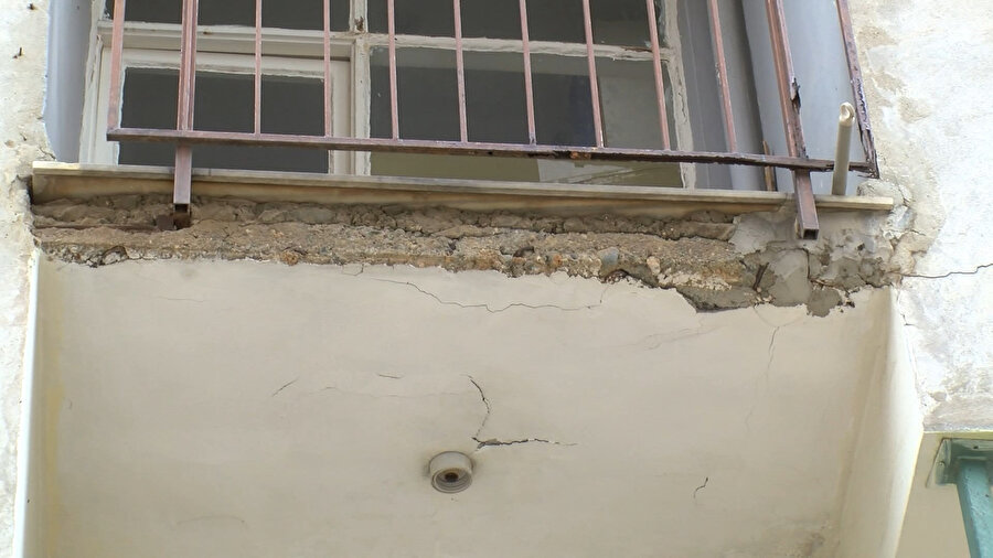 Tuzla'da riskli binalar tahliye ediliyor