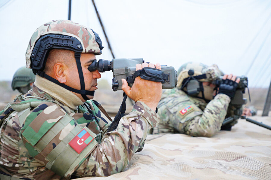 Türk Silahlı Kuvvetleri ile Azerbaycan Silahlı Kuvvetleri; Bakü, Astara, Cebrayıllı ve İmişli illerini kapsayan ortak tatbikat düzenledi.