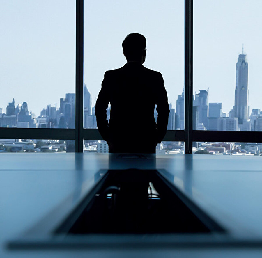 Genişleme aracı bir kez kurumsallaştı mı, genişleme hızı düşer ve Çatışma Çağı başlar.