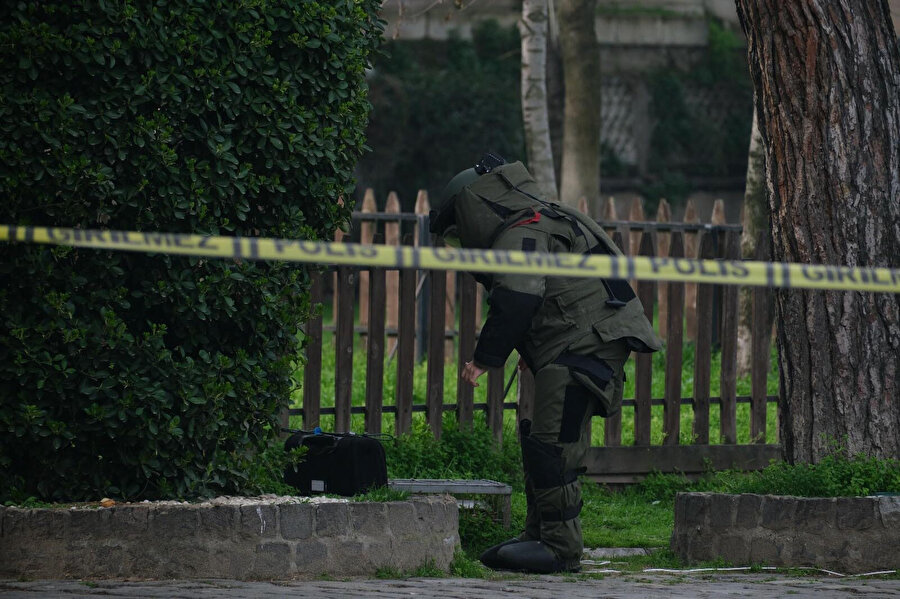 Manisa'da 'şüpheli valiz' paniği: İçinden sucuk, tereyağı ve kıyafet çıktı