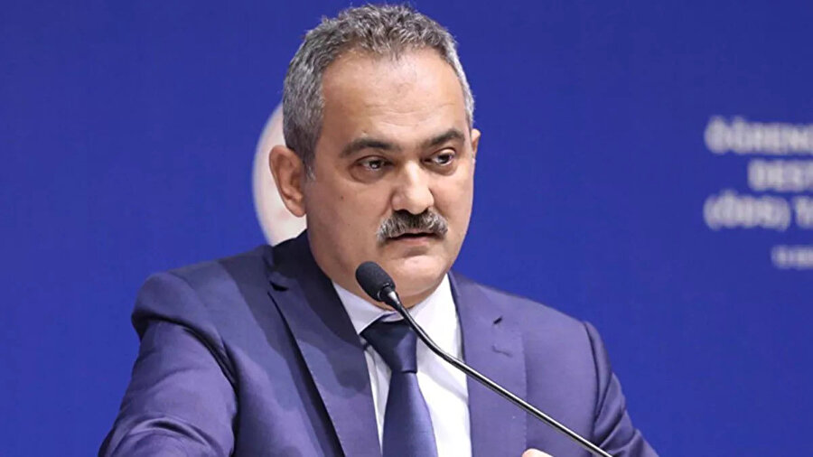 Milli Eğitim Bakanı Mahmut Özer