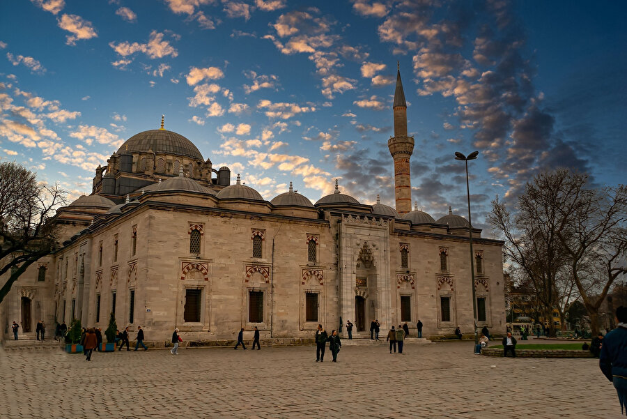 Beyazıt Camii.