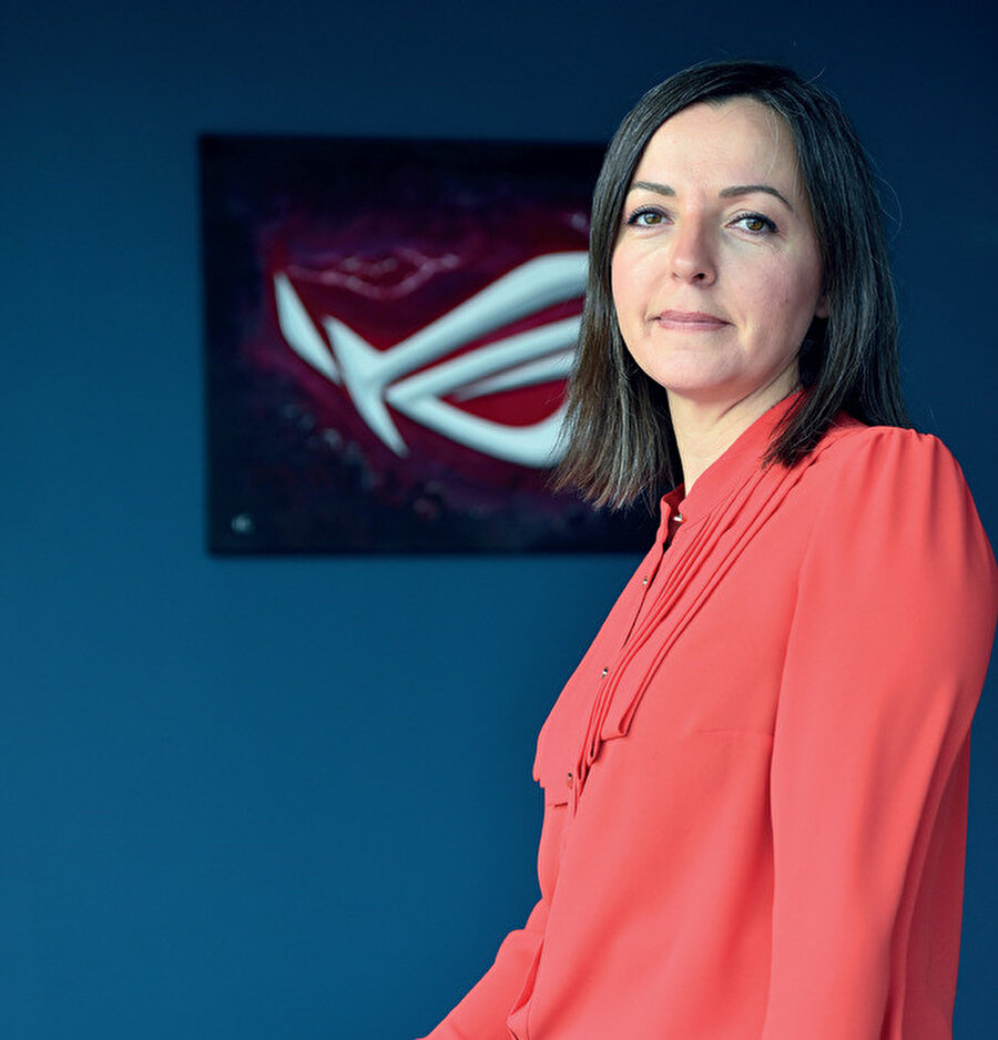 ASUS Türkiye Ülke Müdürü Özge Kılıç Güler.