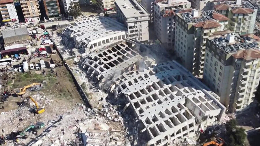 Hatay'daki Rönesans Rezidans'ın çökme nedeni belli oldu