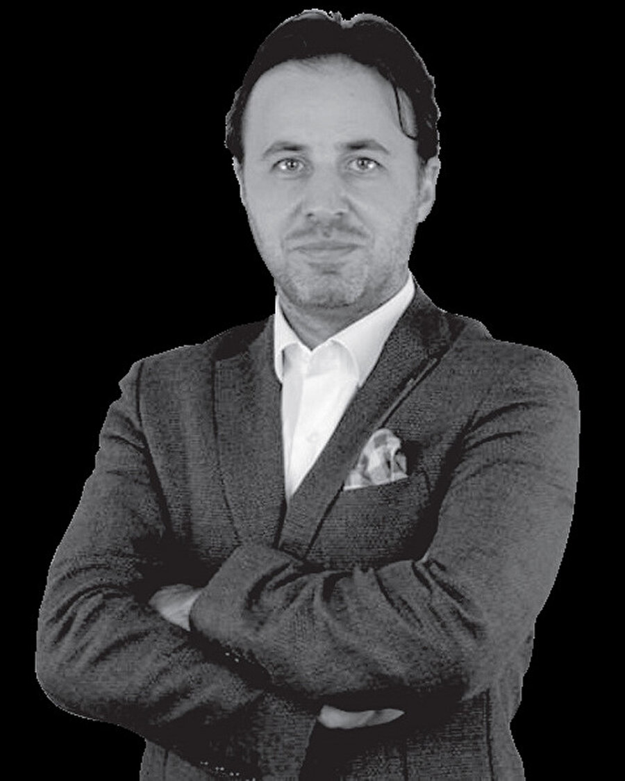 Yeminli Mali Mûşavir Hakkı Sayan.