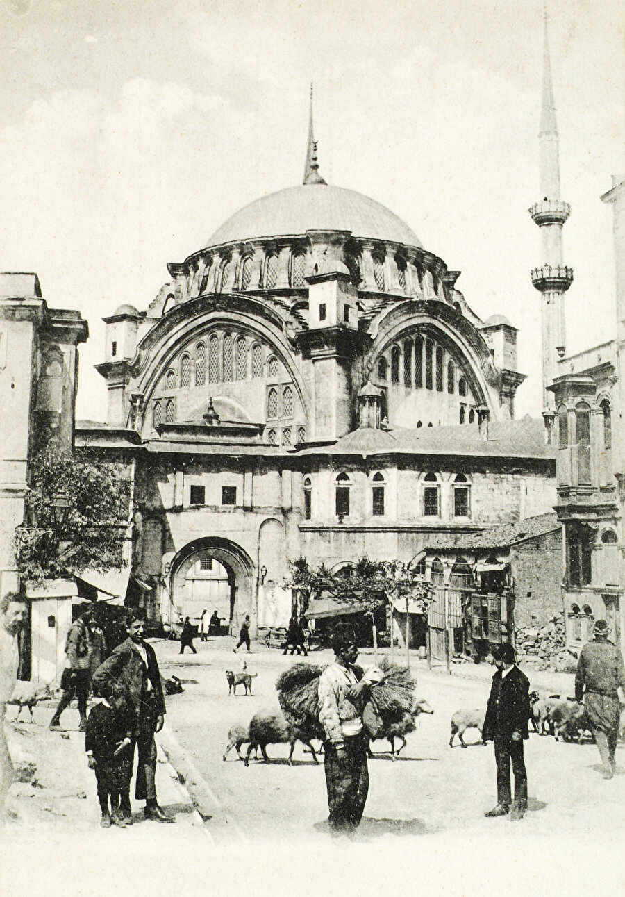 1900'lerin başı Nuriosmaniye Camii, İstanbul Early 1900s Nuriosmaniye Mosque, İstanbul