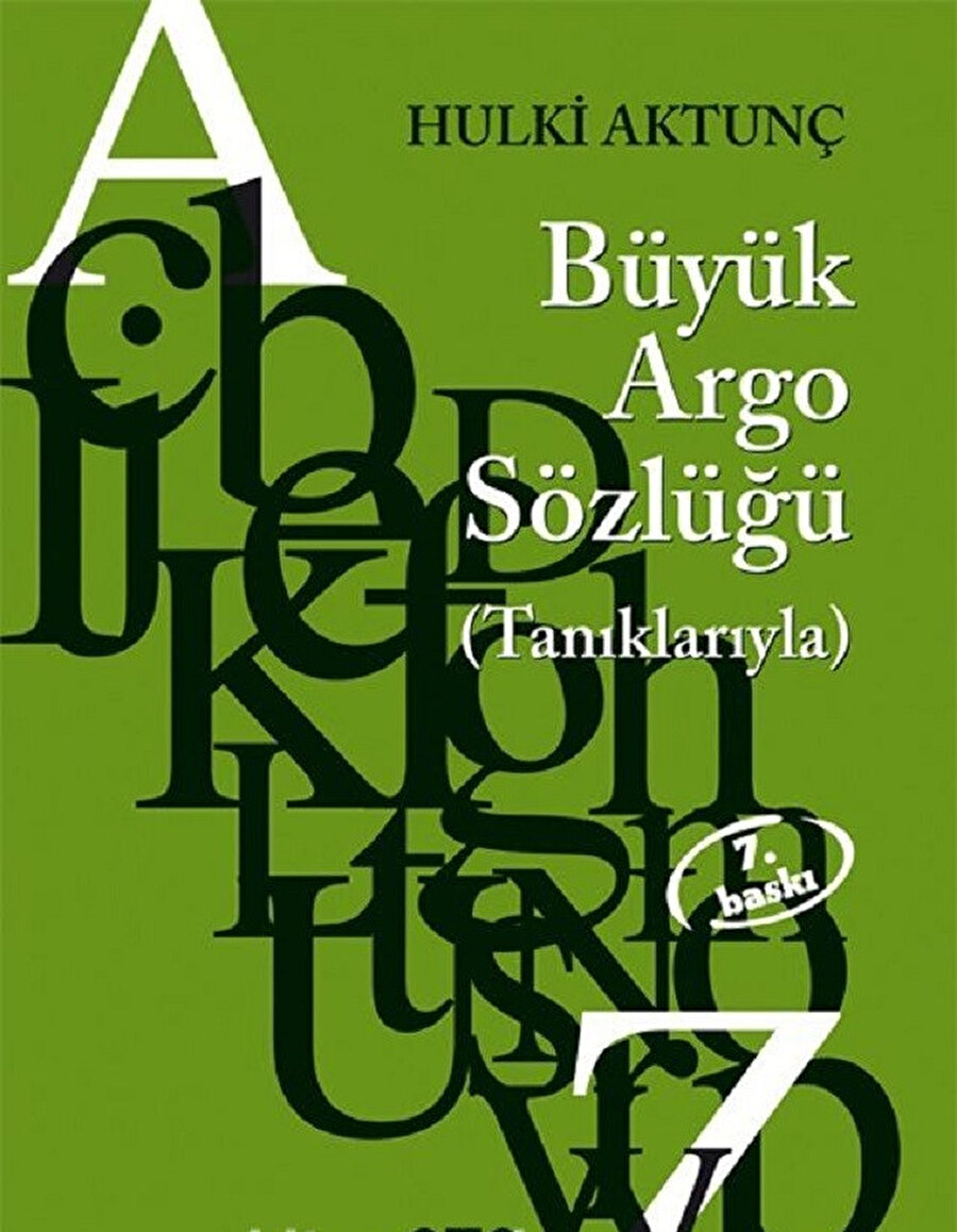 Hulki Aktunç, hem bir ressam hem de edebiyatımızın önemli yazarlarından biri. Romanları, öyküleri, şiirleri ve denemeleriyle tanınıyor.