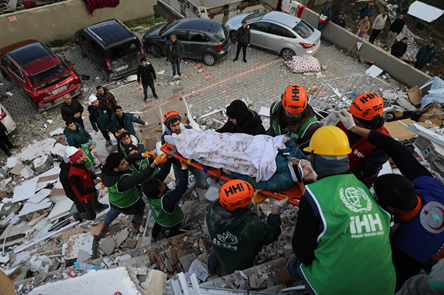 Her binanın üstüne üç ayrı noktada çalışan bir ekip koyulsa desek Türkiye’deki sivil toplum kuruluşlarının böyle bir şeye gücü yetmez.