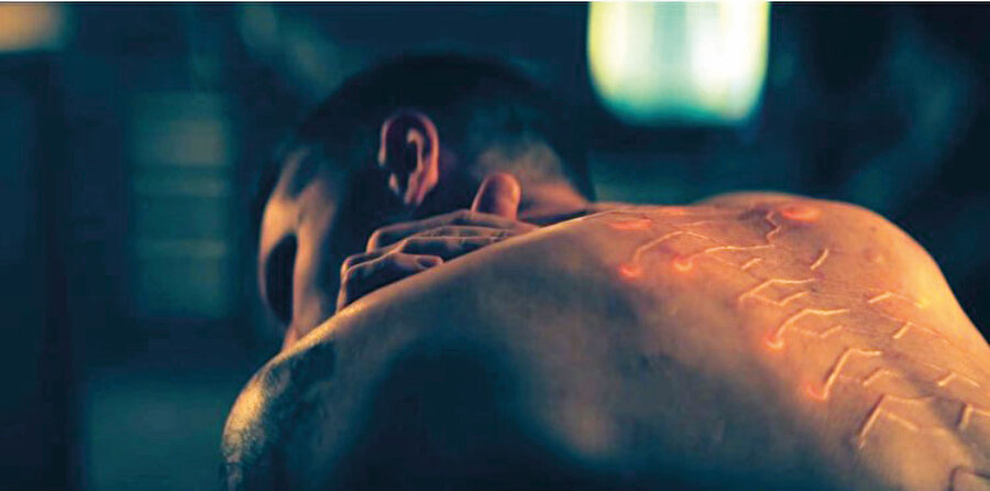 “AE’nin amacı nedir” derseniz, size bu sütunda onlarcasını anlattığımız film ve dizilerde anlattığımız amacın tamamen aynısı.