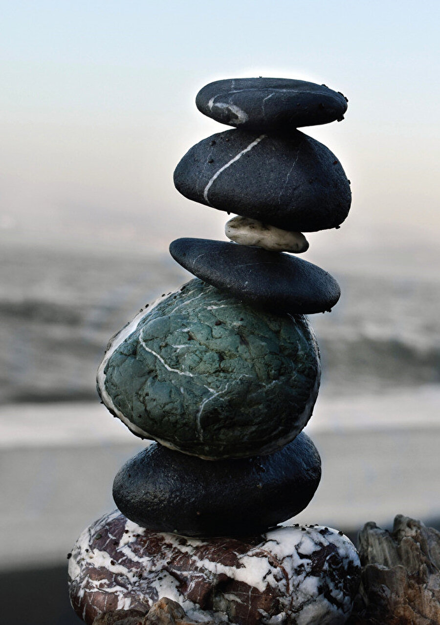 ​Bir insanla uyum düzeyini yükseltmek isteyen insan, onunla arasında algılanan farklılıkları en aza indirmeli, ortak noktaları (benzerlikleri) çoğaltmalıdır.  