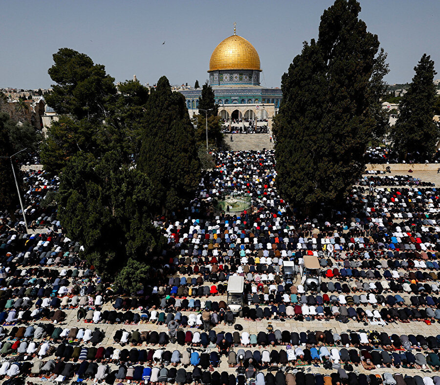 Mescid-i Aksa'da ramazan ayının ilk cuma namazı kılındı