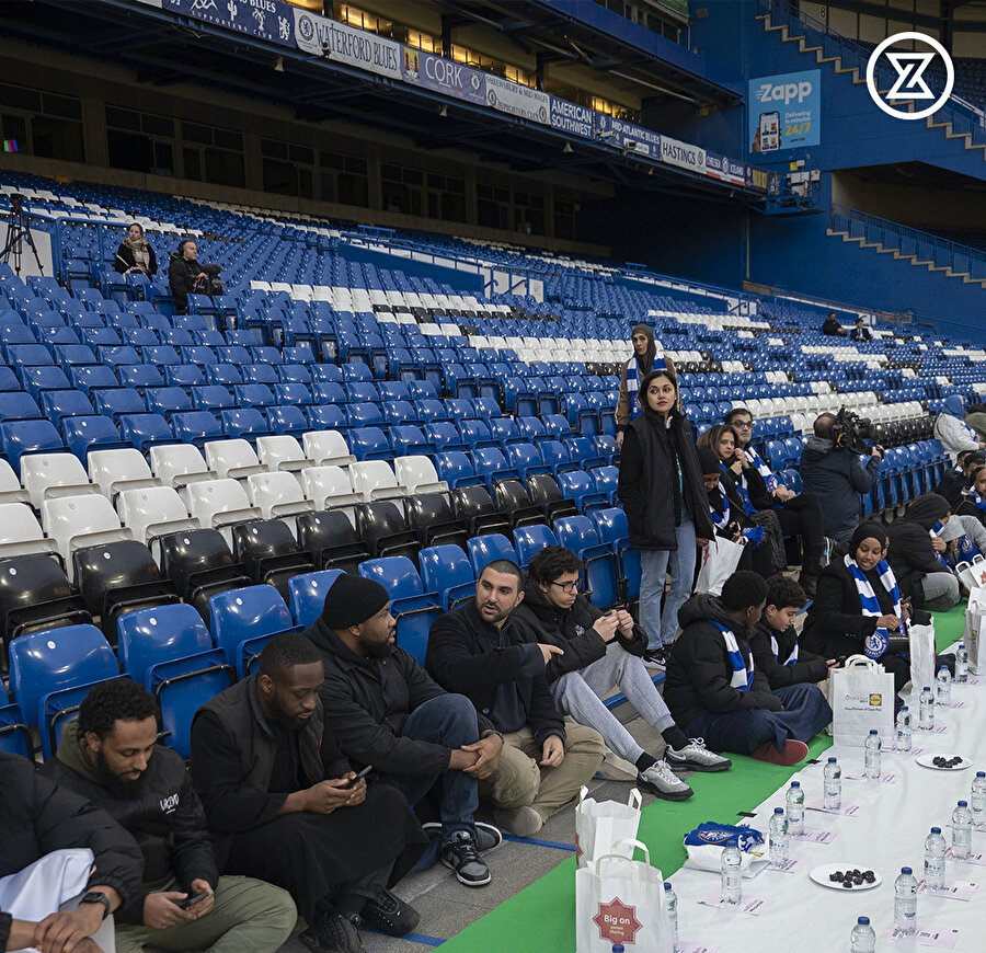 Stamford Bridge'de iftar düzenlendi