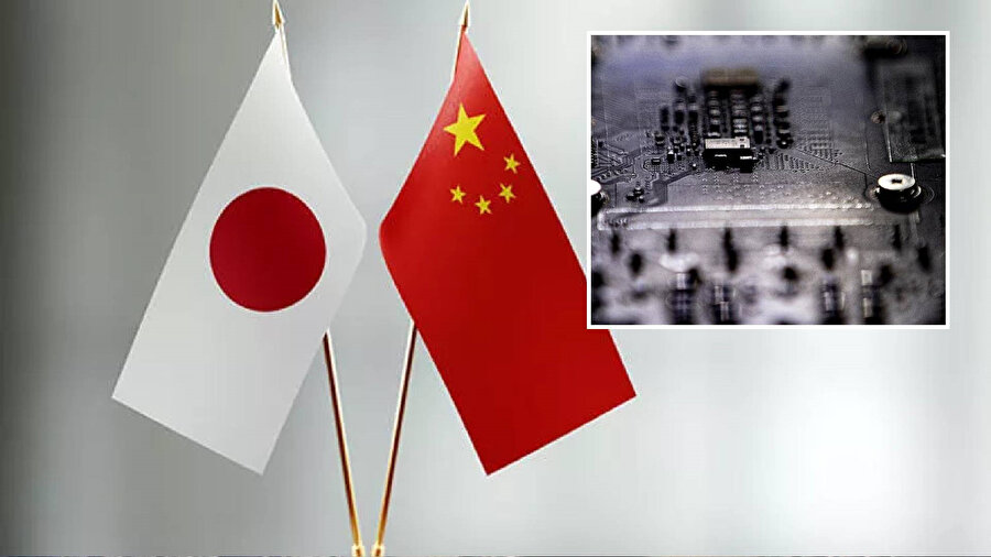 Japonya ve Çin bayrağı