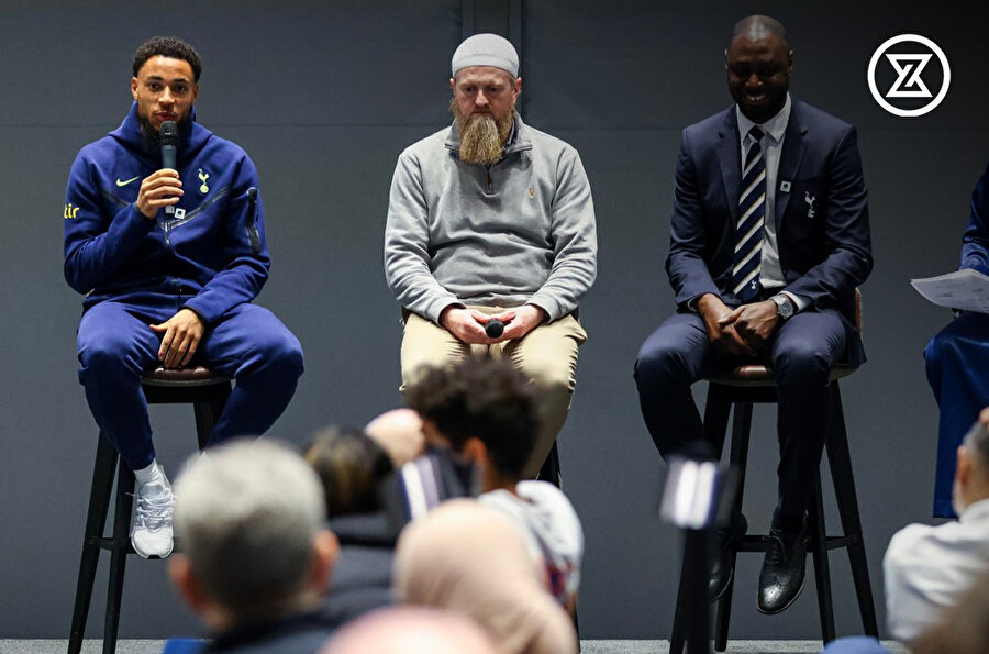 Tottenham, Hotspur Stadı'nda iftar yemeği verdi