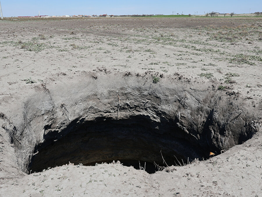 Aksaray'da 10 gün arayla ikinci obruk oluştu