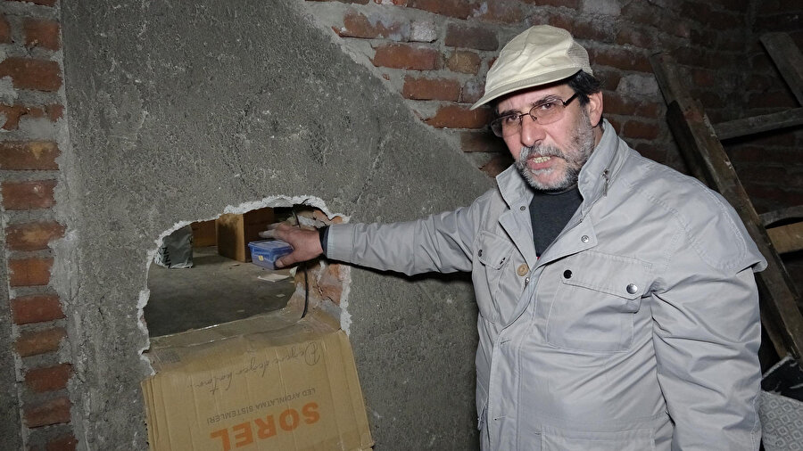 Şaşkına çeviren soygun: Duvarı delip kilolarca altın çaldılar