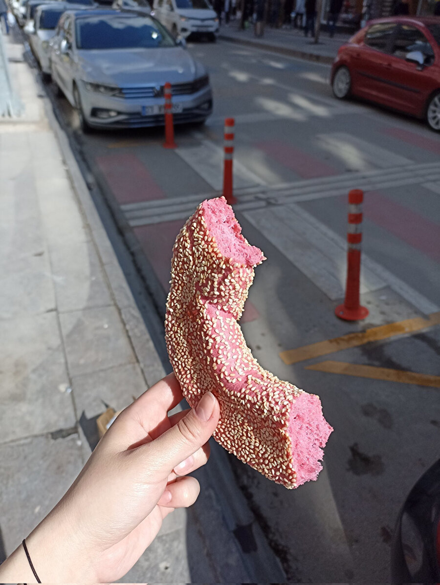 ​Aşko bunun susamı çok olmuş