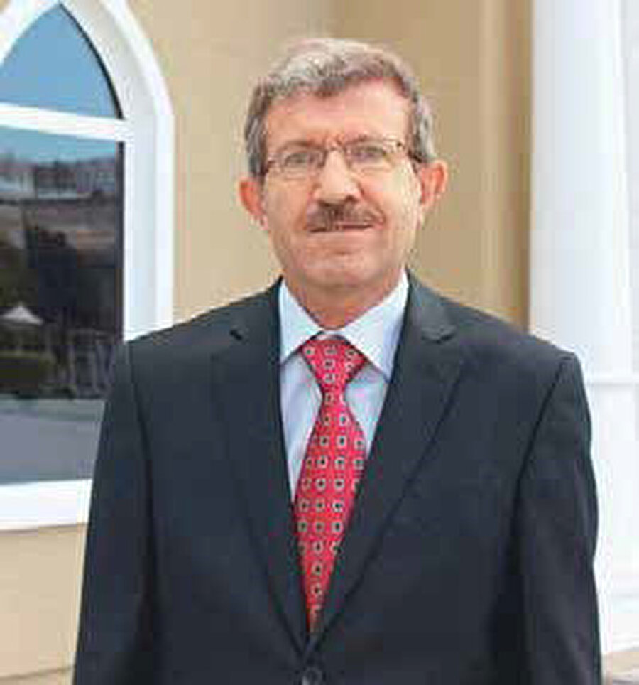  Prof. Dr. Mehmet Fatih Altan.