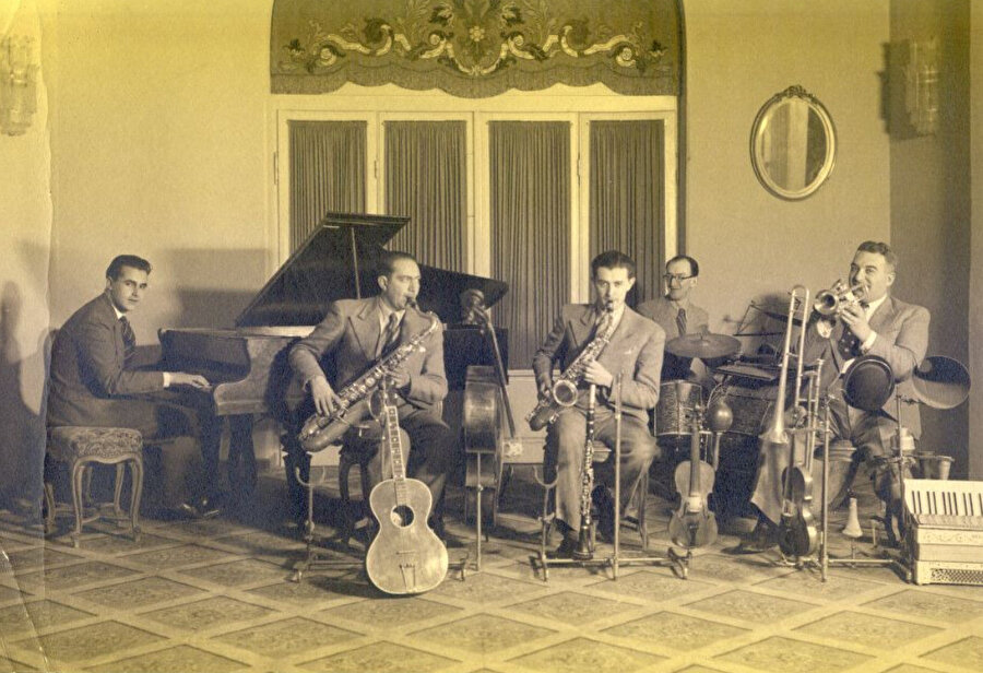 Ankara Palas orkestrası, Kaynak: Othmar Pferschy, Koç Üniversitesi Digital Collections. 