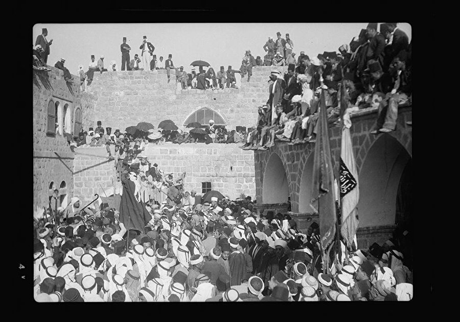 Kudüs'teki Nebi Musa şenliklerinden bir kare, 1937.