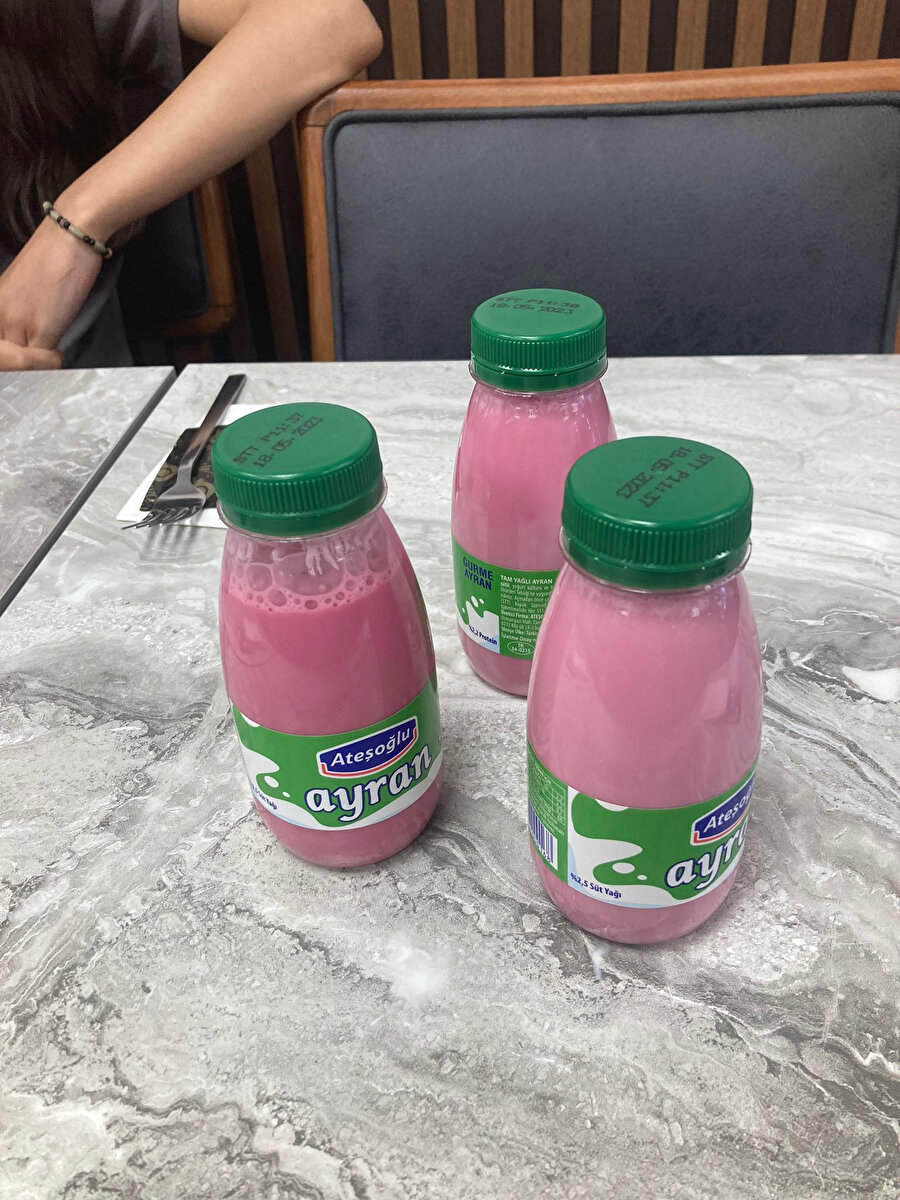 ​Aşko dönerin yanına ayro içelim