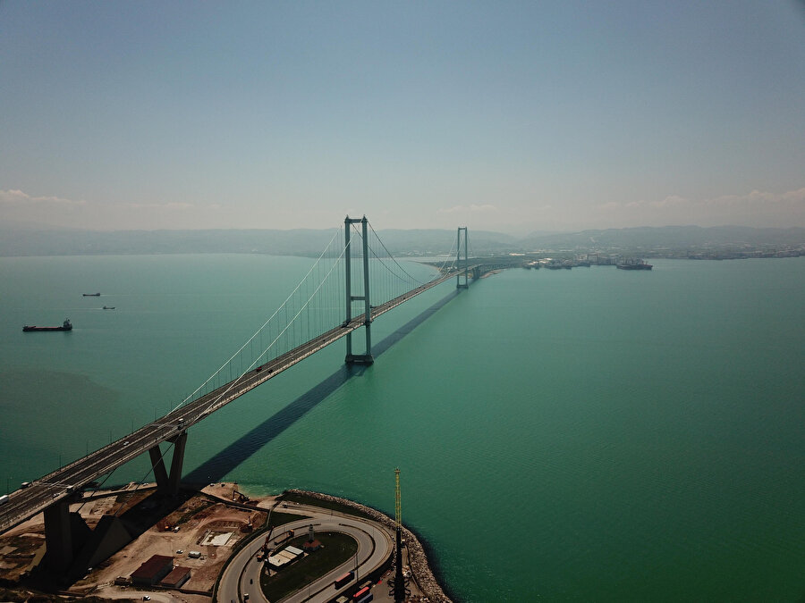 İzmit Körfezi'nin turkuaz renge bürünmesinin nedeni belli oldu