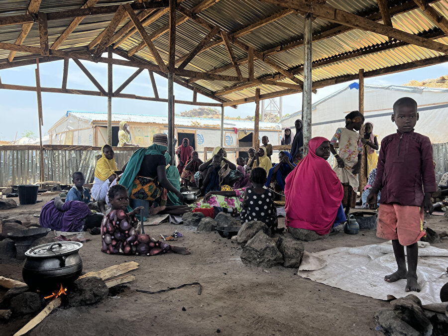 Borno'da son 5 aydır her hafta yaklaşık 75 çocuk ciddi beslenme yetersizliği nedeniyle hastaneye yatırılıyor.