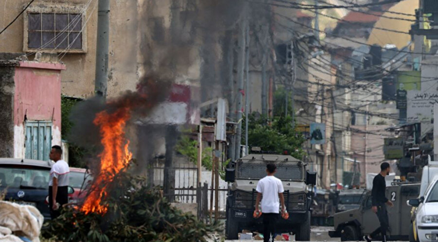 İsrail güçleri bugün Nablus'taki Balata Mülteci Kampı'na baskın düzenledi.