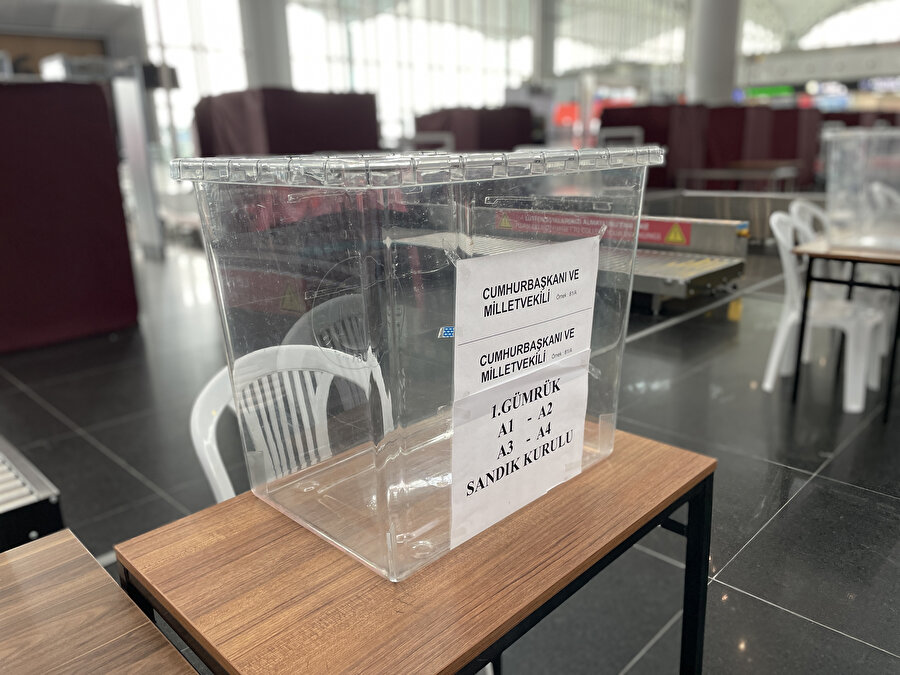 İstanbul Havalimanı'nda ikinci tur hazırlığı: Sandıklar yeniden kuruldu