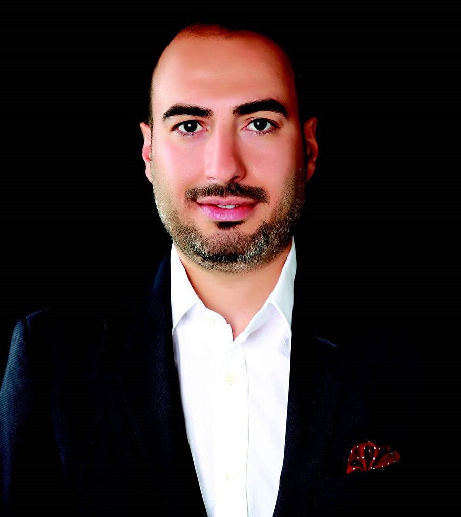 Dr. Mehmet Akif Soysal.