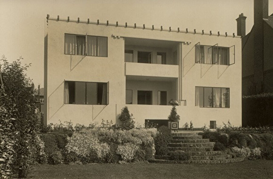 İngiltere'deki ilk modernist bina olan New Ways villası, 1925. 