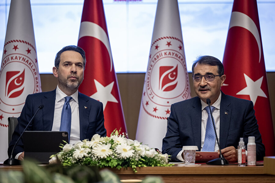 Enerji ve Tabii Kaynaklar Bakanı Alparslan Bayraktar, Fatih Dönmez