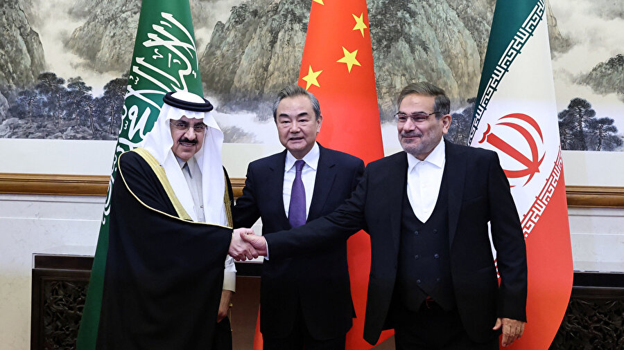 Bu diplomatik adım, İran ve Suudi Arabistan'ın 10 Mart'ta Pekin'de imzaladığı ve büyükelçiliklerin yeniden açılması için iki aylık bir süre belirleyen Çin'in aracılık ettiği bir anlaşmanın ardından geldi.