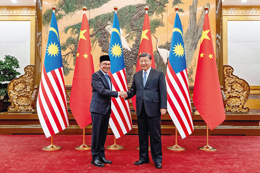 Malezya Başbakanı İbrahim, Çin Cumhurbaşkanı Xi.