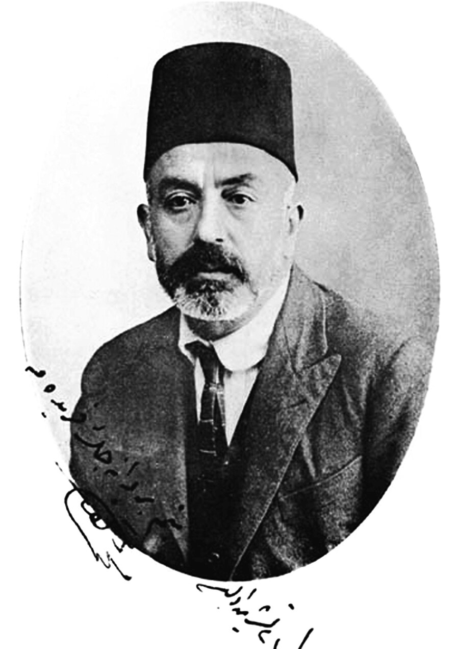 Mehmet Akif.