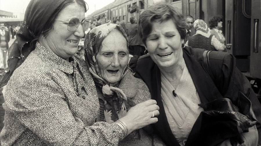 Kurban olmakla hayran olmak arasında Rumeli insanı.