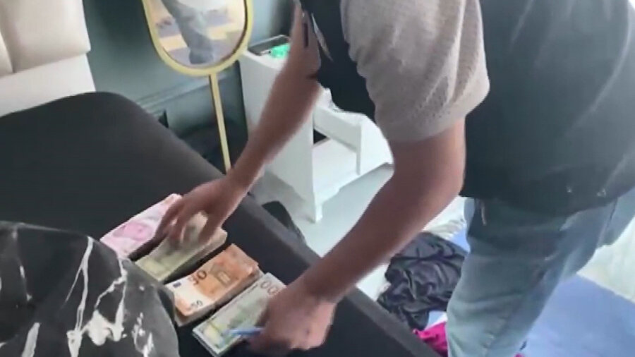 Para aklayan çeteye operasyon: TikTok'u 1,2 milyar TL zarara uğrattılar