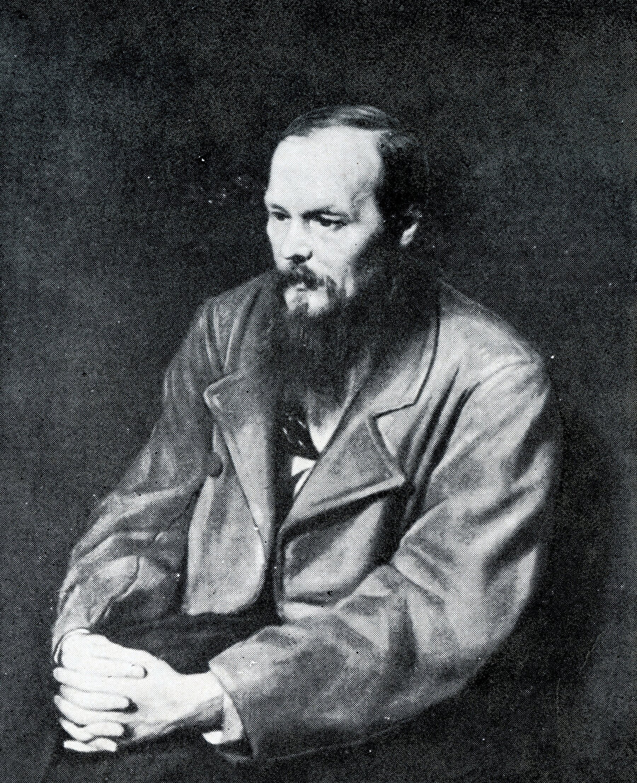 Fyodor Mihayloviç Dostoyevski, Rus roman yazarıdır.