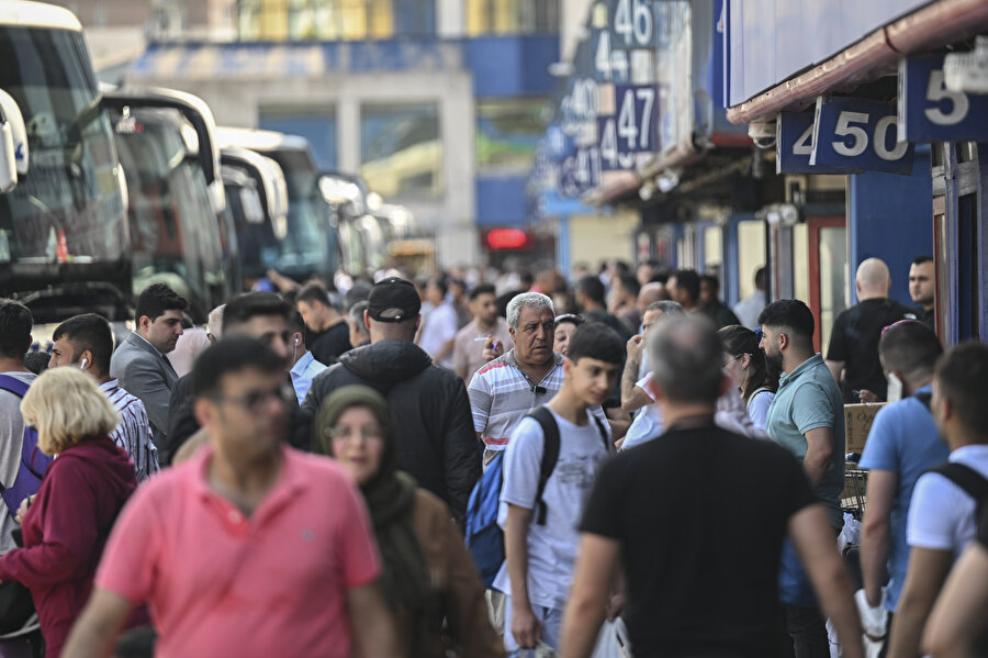 Otogarda Kurban Bayramı hareketliliği