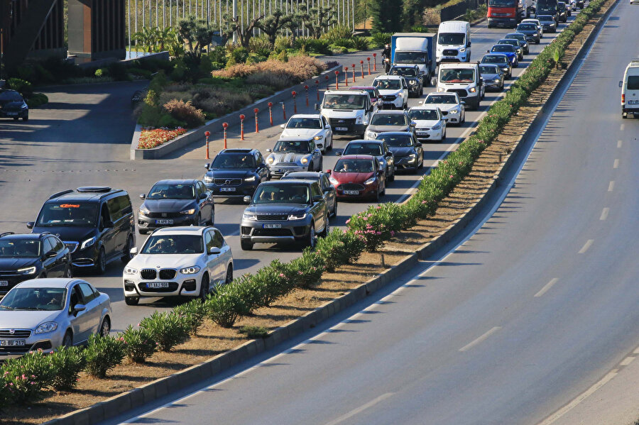 Akın ettiler: Bodrum'da bayram yoğunluğu