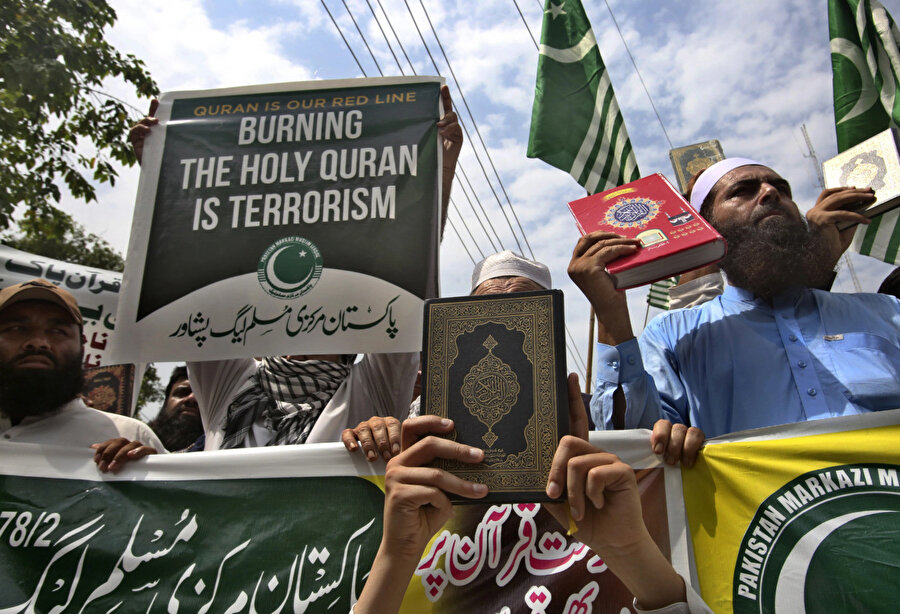 İsveç karşıtı protestolar düzenleyenler arasında radikal bir parti olan Tehreek-e-Labbaik Pakistan (TLP) da vardı.