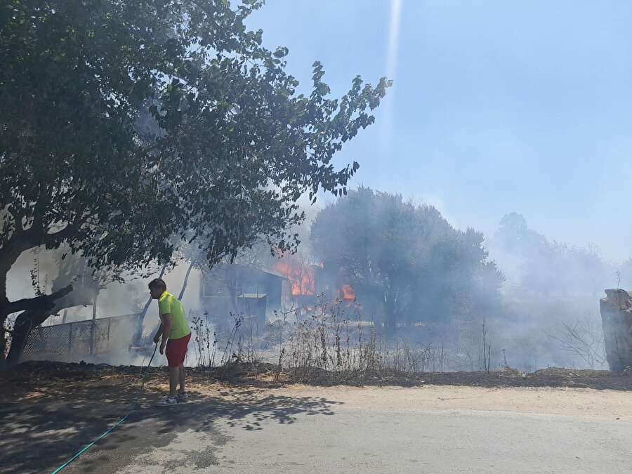 Bodrum'da yangın: 'Tiny house'lara sıçradı