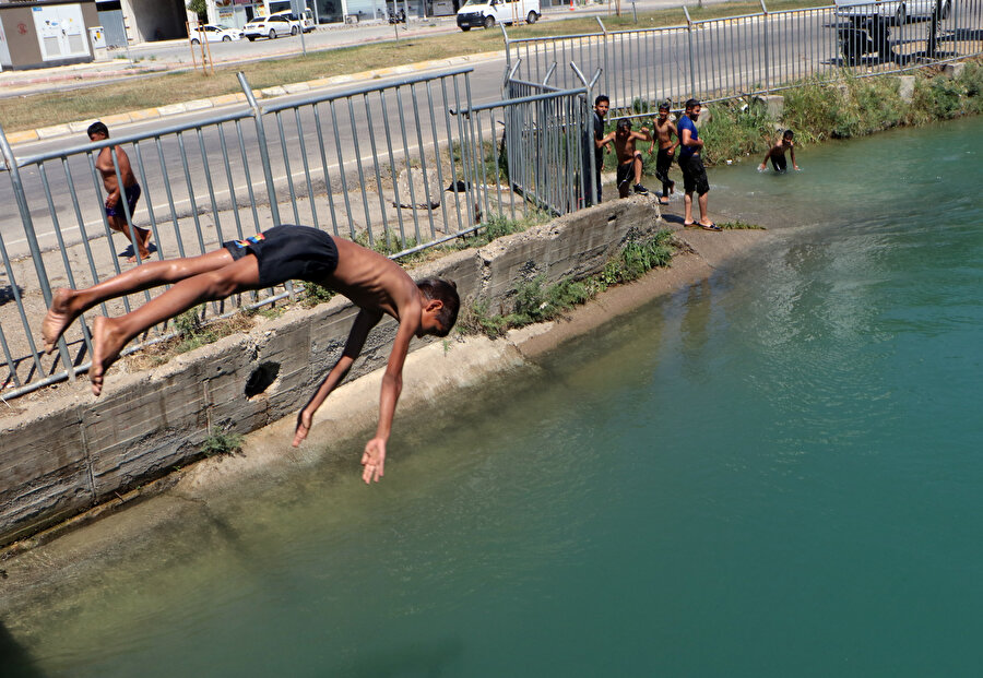 Gelen pişman oldu: Adana'da termometreler 47 dereceyi gösterdi