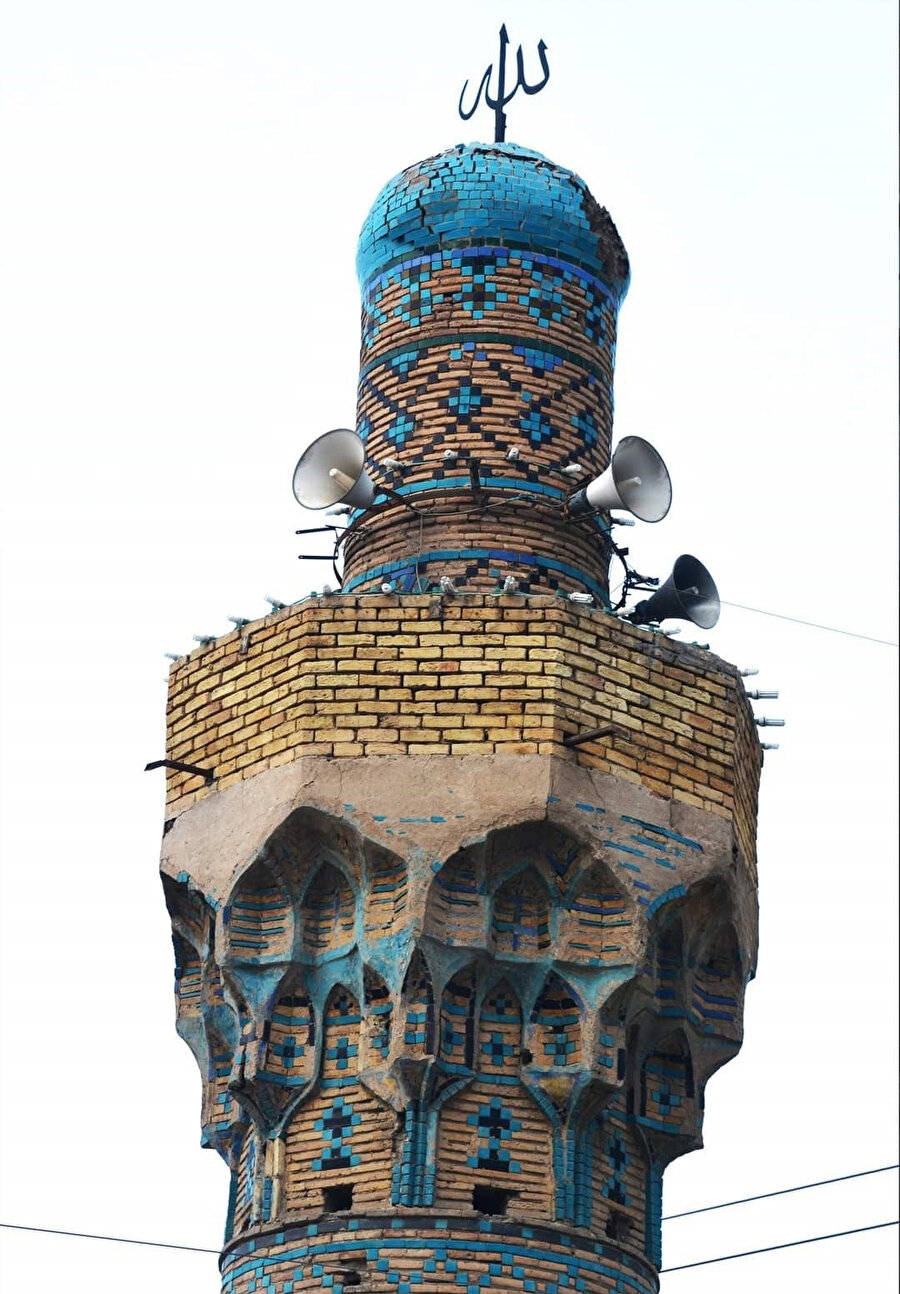 Aralarına Siraci Camii’nin nadide kerpiç minaresi de eklenen Irak'ın zengin kültürel mirasının çoğu, ihmal ve yıllarca süren çatışmalar nedeniyle yerle bir oldu.