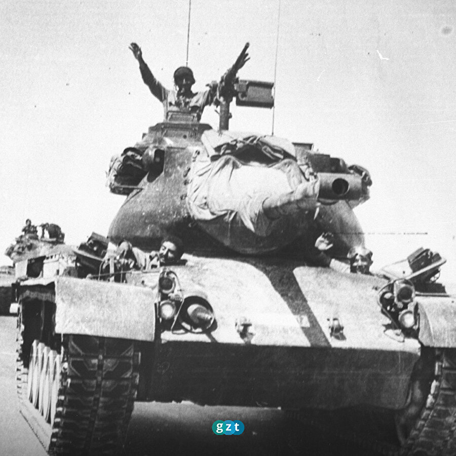 Kıbrıs Barış Harekatı'nın üzerinden 49 yıl geçti