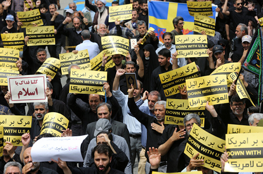 Tahran'ın yanı sıra Cuma namazı sonrası Meşhed, Kum, Şiraz, Simnan, Gülistan ve Güney Horasan'da protestolar düzenlendi.