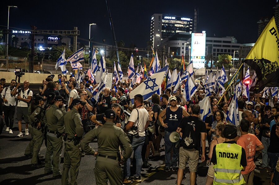İsrail'de hükümetin yargı düzenlemesine karşı protestolar sürüyor