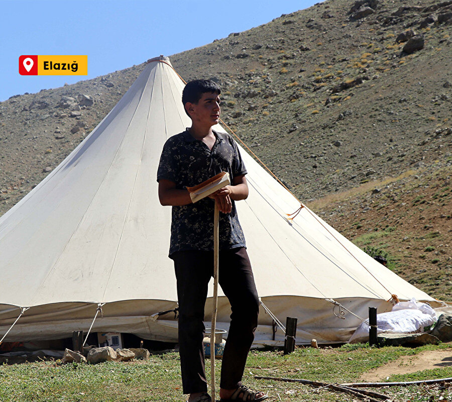 Elazığ'da çobanlık yapan Muhammet LGS'de Türkiye ikincisi oldu